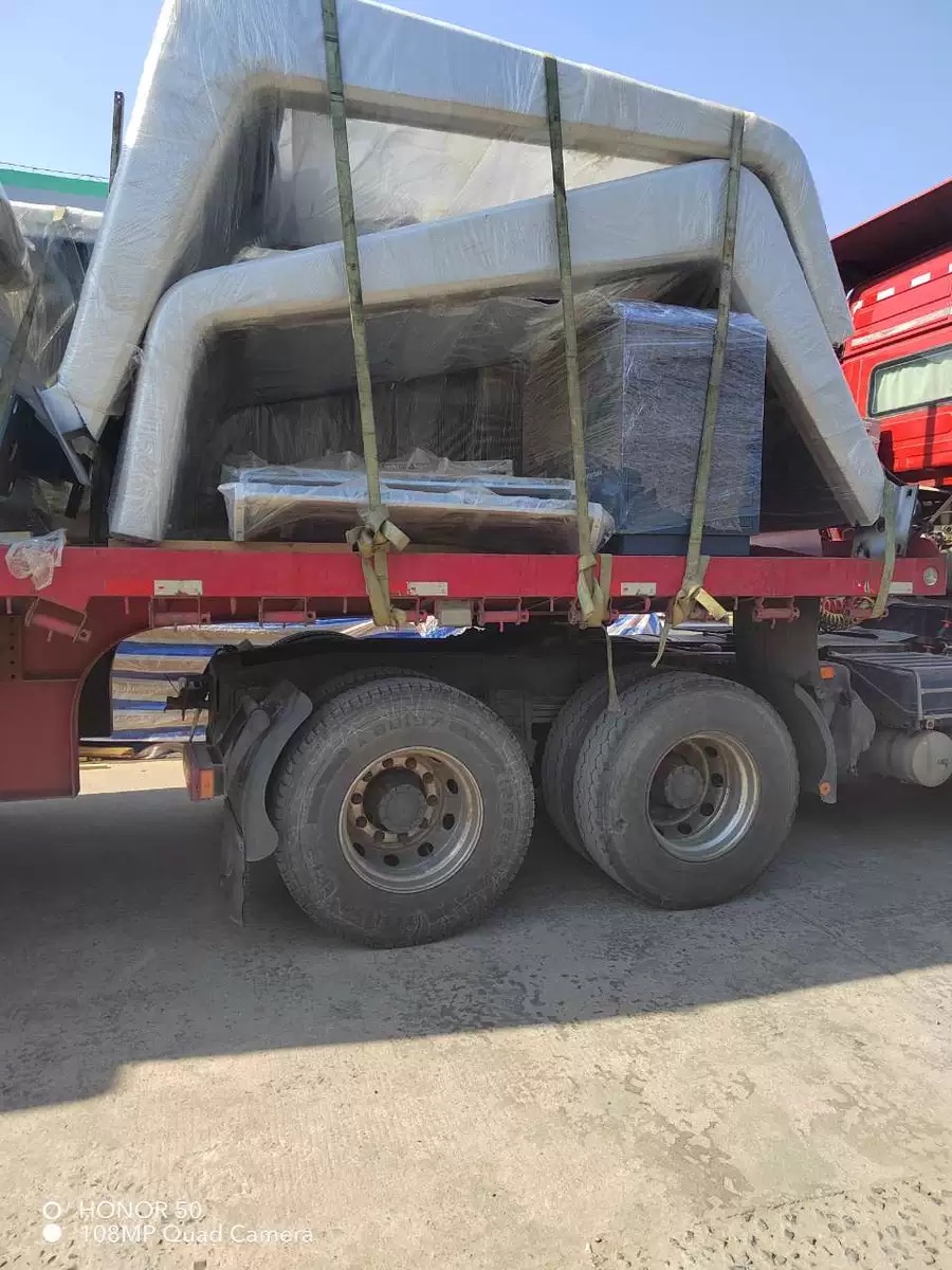 惠安第二批公交站臺發貨 惠安第二批公交站臺發貨