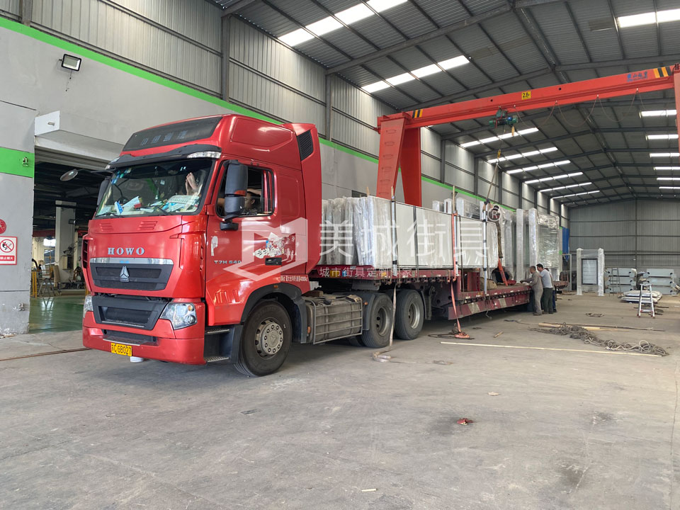 公交站臺發貨 公交站臺發貨